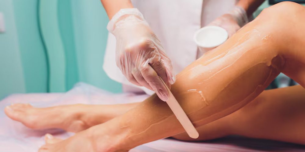 applying-contact-gel-before-procedure-laser-hair-removal-application-sugar-paste-procedure-shugaring_152904-1504 (1)