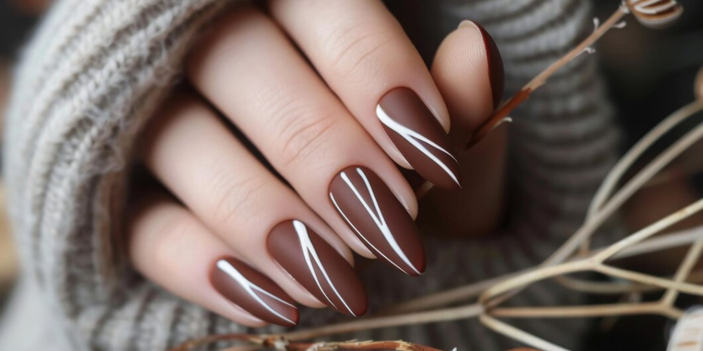 white-brown-nail-art_922936-23869